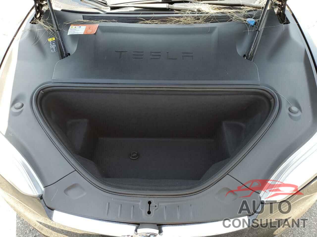 TESLA MODEL S 2017 - 5YJSA1E11HF204526