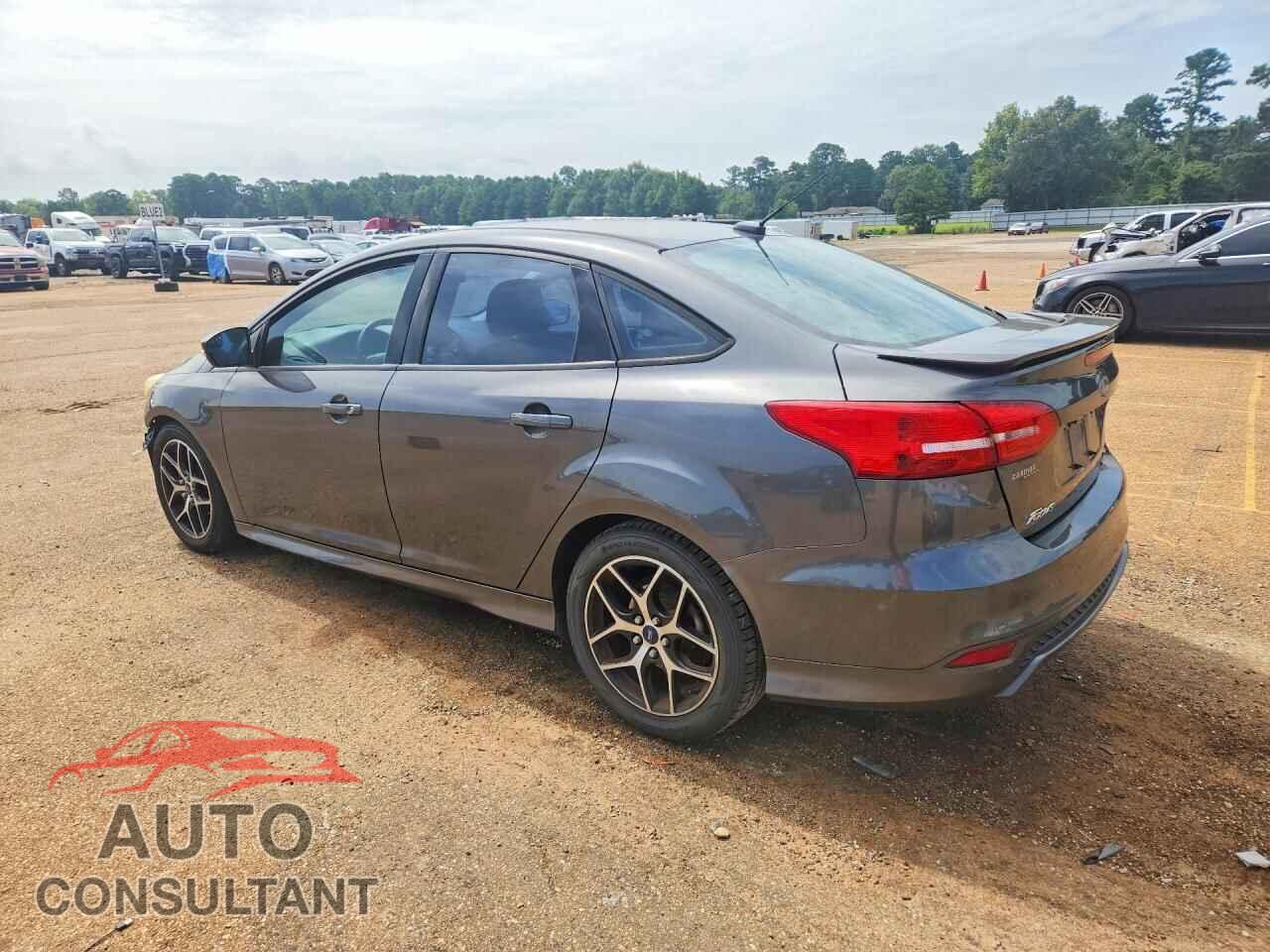 FORD FOCUS 2015 - 1FADP3F20FL268793