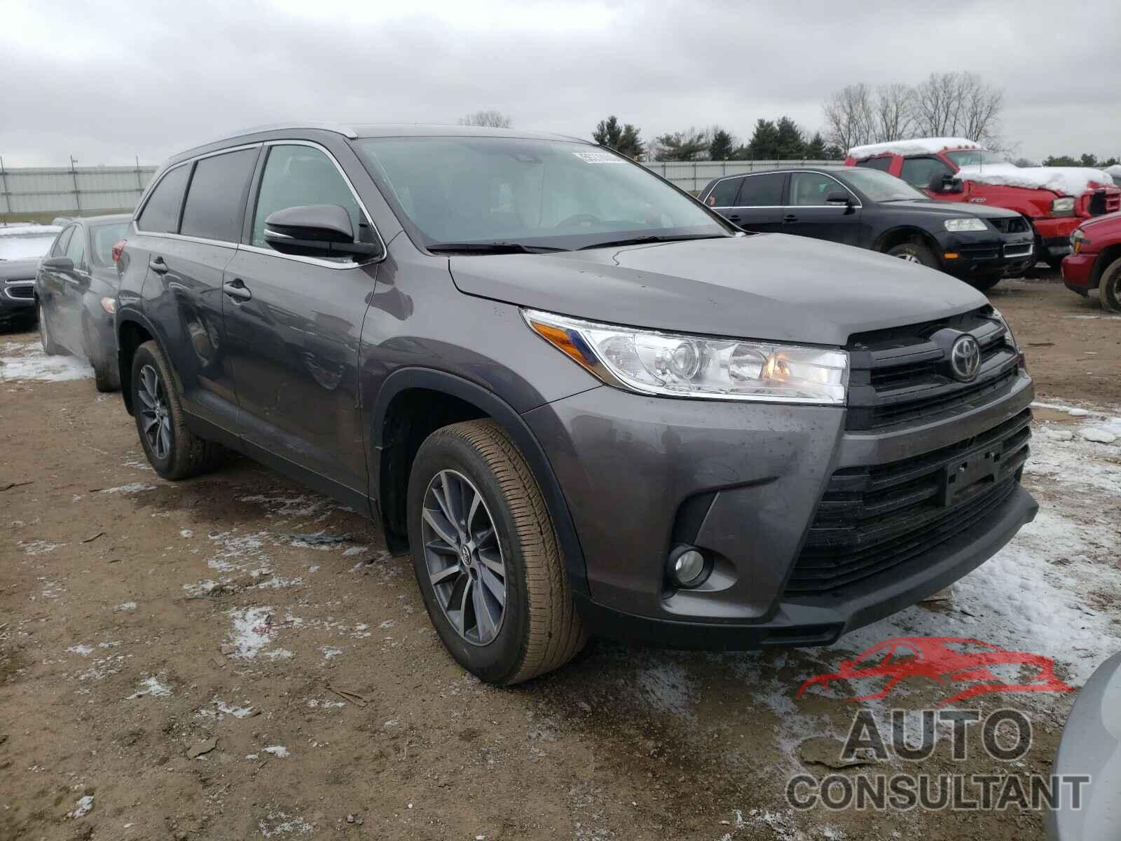 TOYOTA HIGHLANDER 2019 - 5TDJZRFH7KS607587
