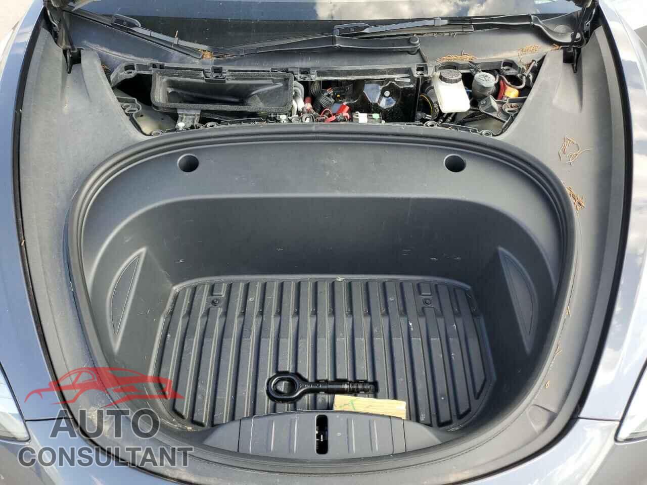 TESLA MODEL 3 2023 - 5YJ3E1EA3PF613084