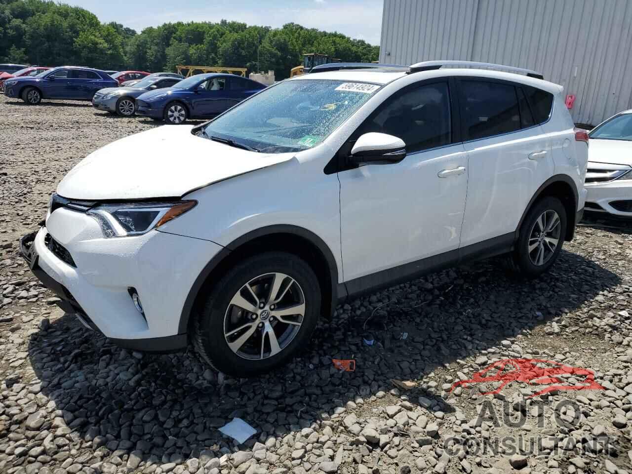 TOYOTA RAV4 2016 - JTMRFREV2GJ103178