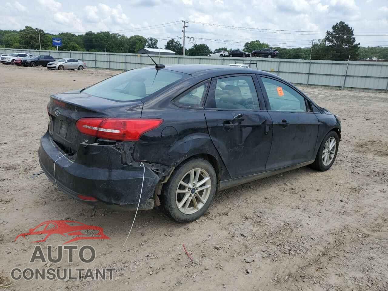 FORD FOCUS 2018 - 1FADP3F28JL319269