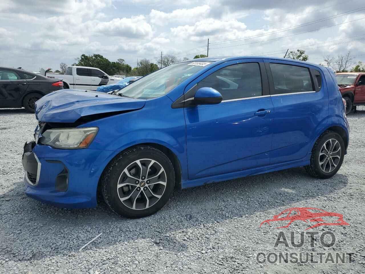 CHEVROLET SONIC 2017 - 1G1JD6SB2H4111883