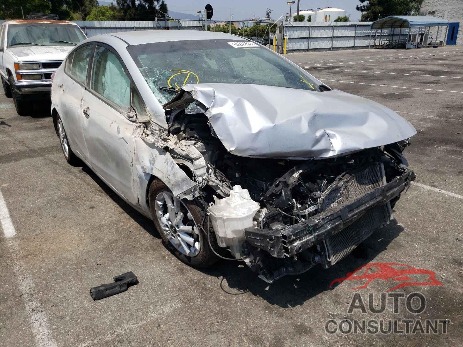 KIA FORTE 2017 - 3KPFL4A74HE071788