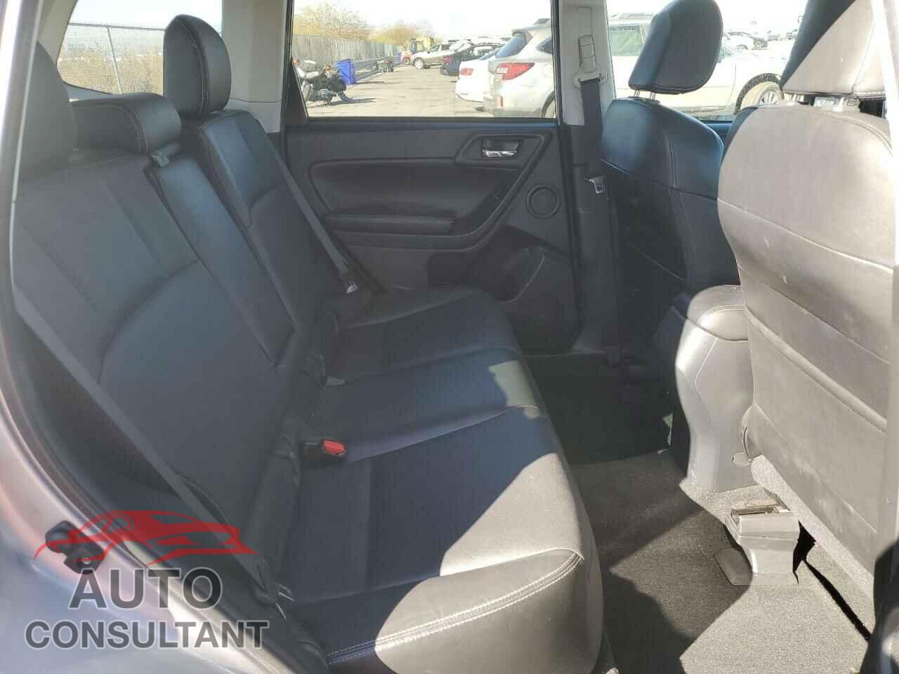 SUBARU FORESTER 2015 - JF2SJAUC9FH841374