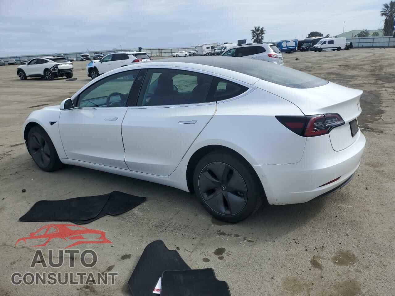 TESLA MODEL 3 2019 - 5YJ3E1EA2KF415881