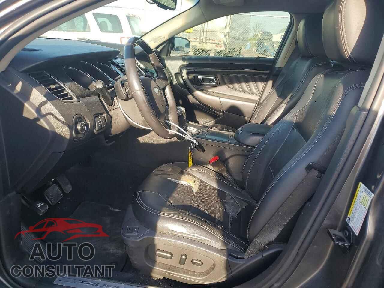 FORD TAURUS 2011 - 1FAHP2FW4BG112869