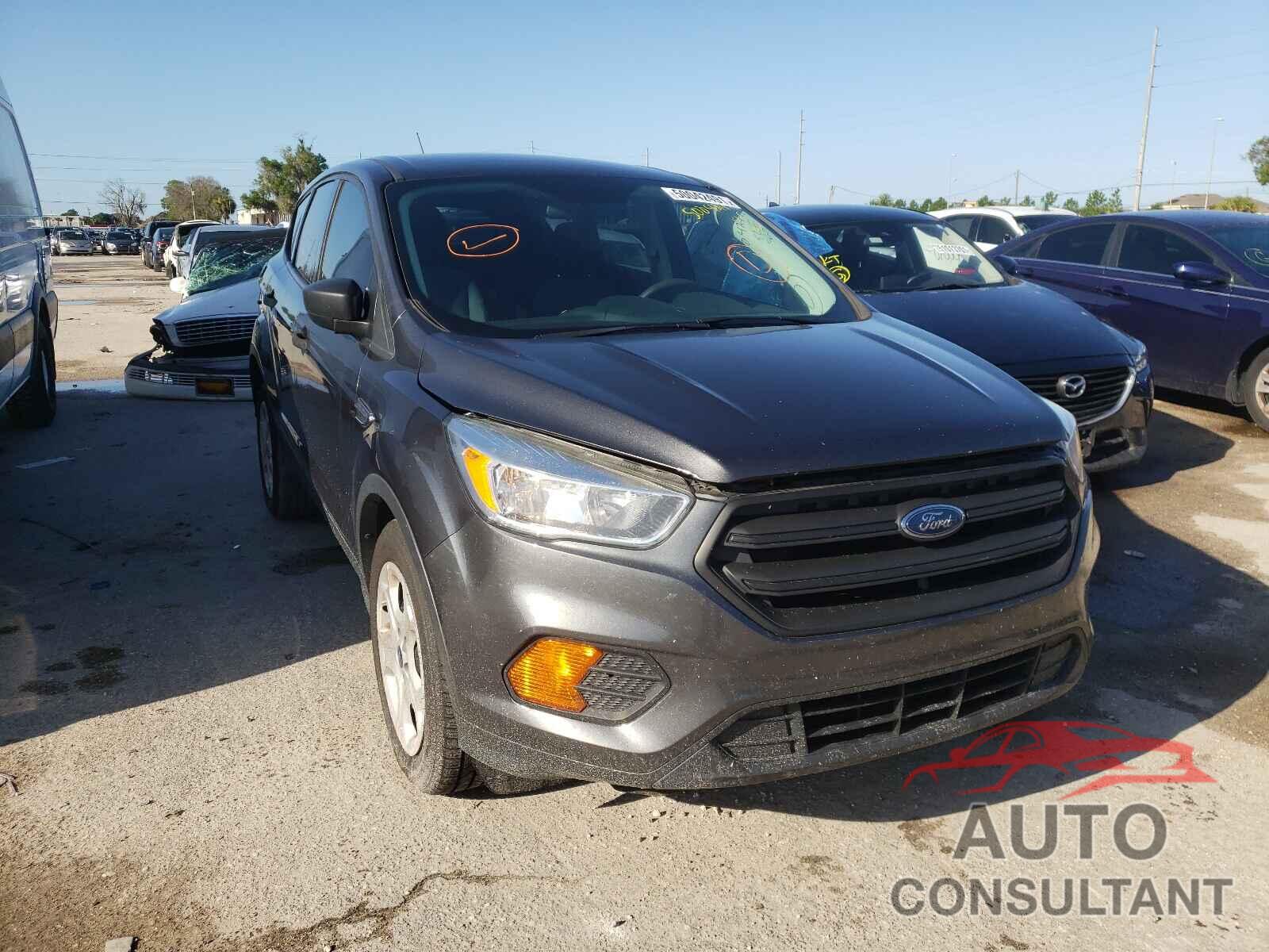 FORD ESCAPE 2017 - 1FMCU0F76HUE17726