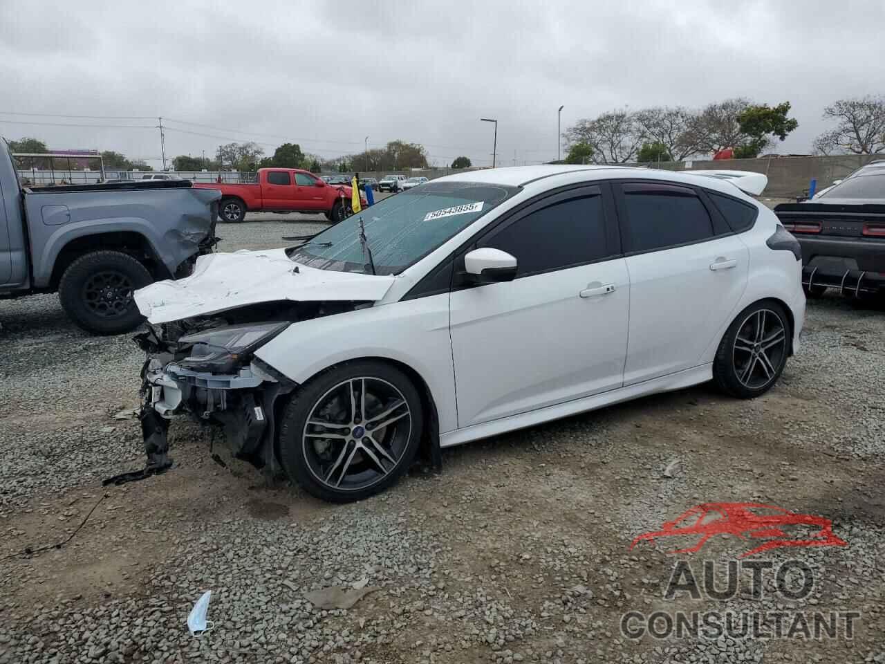 FORD FOCUS 2017 - 1FADP3L9XHL277487