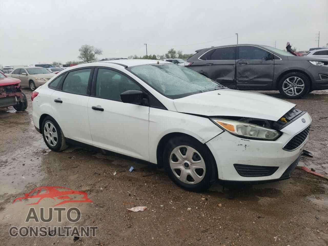 FORD FOCUS 2015 - 1FADP3E26FL338301