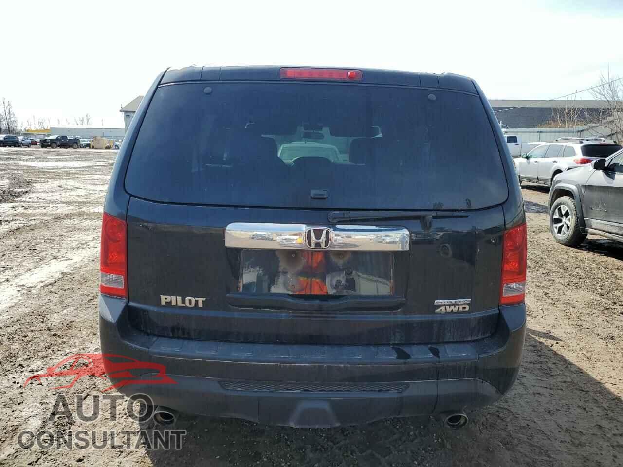 HONDA PILOT 2015 - 5FNYF4H35FB022190