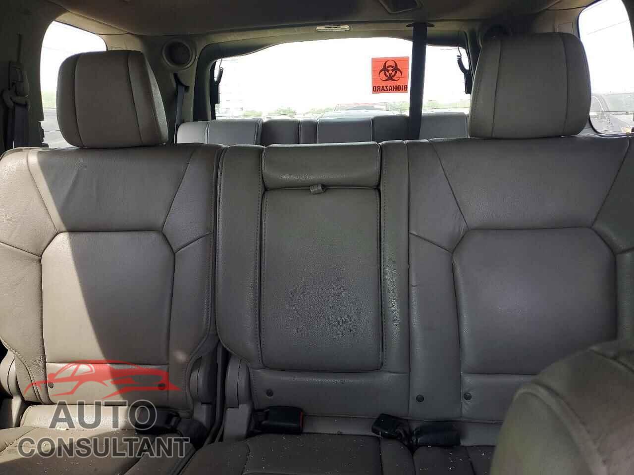 HONDA PILOT 2013 - 5FNYF4H90DB050786
