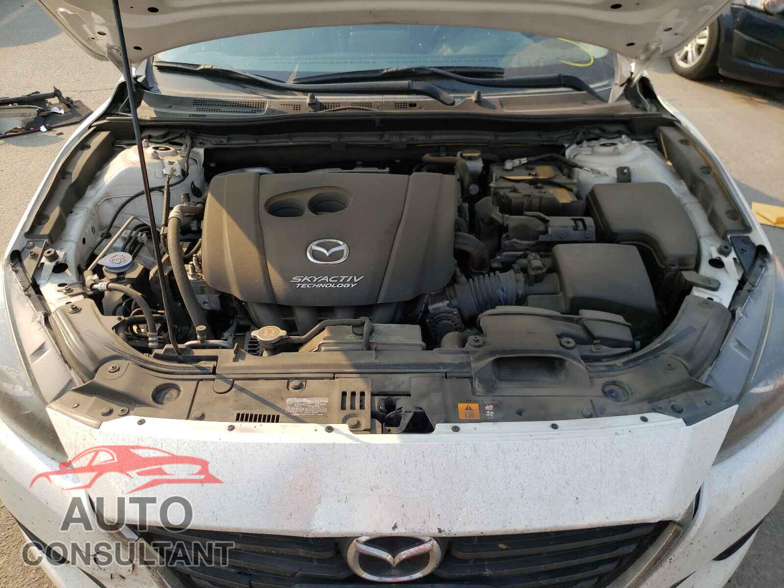 MAZDA 3 2017 - JM1BN1L77H1116004