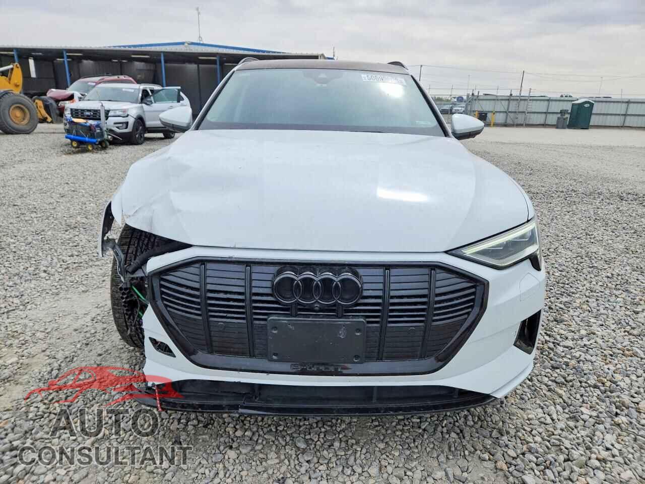 AUDI E-TRON 2021 - WA1AAAGE8MB038556