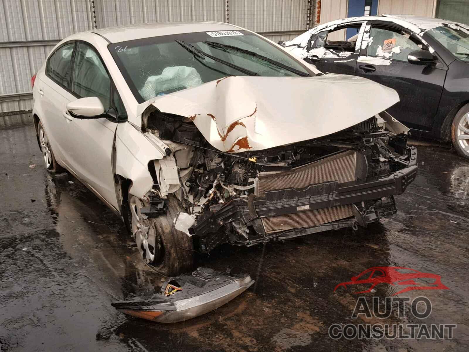KIA FORTE 2015 - KNAFK4A68F5295775