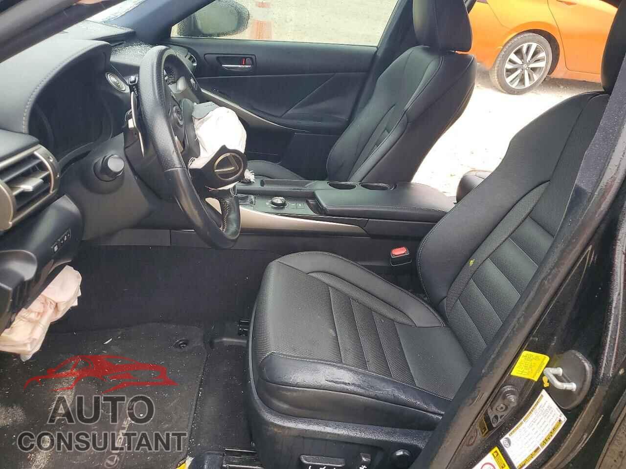LEXUS IS 2015 - JTHBF1D27F5071165