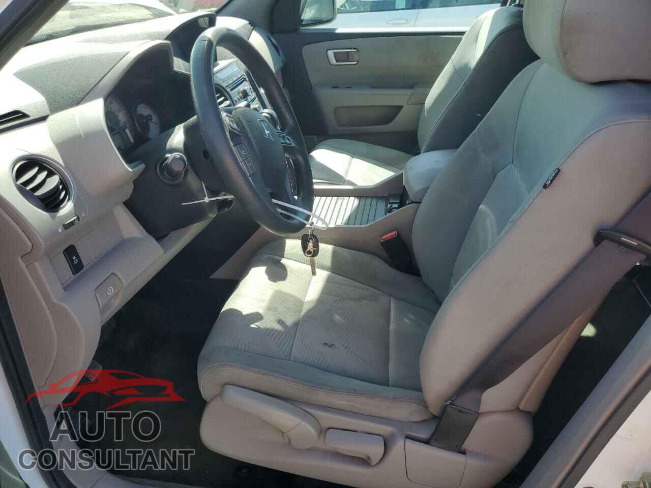 HONDA PILOT 2014 - 5FNYF4H21EB028719