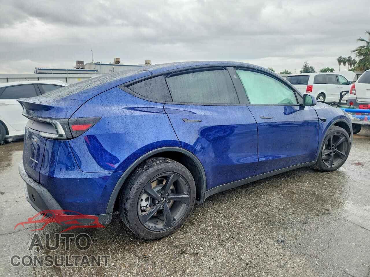 TESLA MODEL Y 2026 - 7SAYGDEE9TF368325