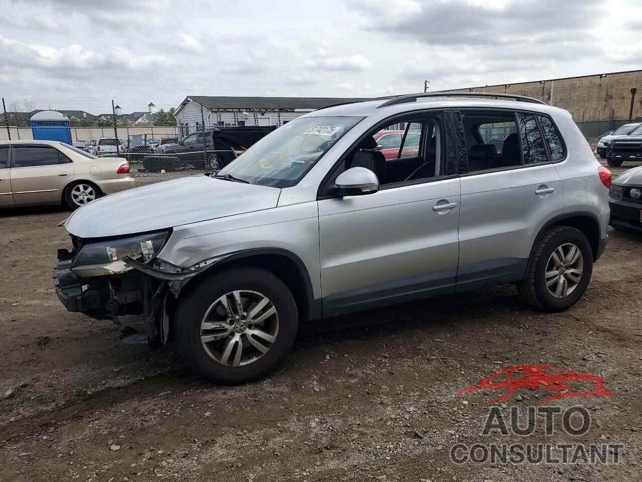 VOLKSWAGEN TIGUAN 2016 - WVGBV7AX6GW613340