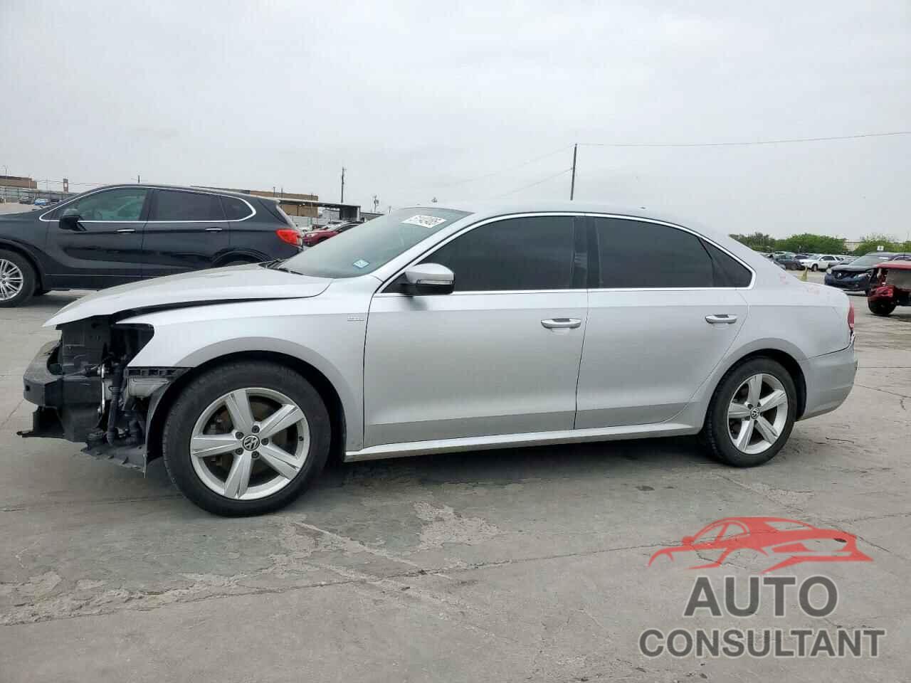 VOLKSWAGEN PASSAT 2014 - 1VWAT7A31EC022590