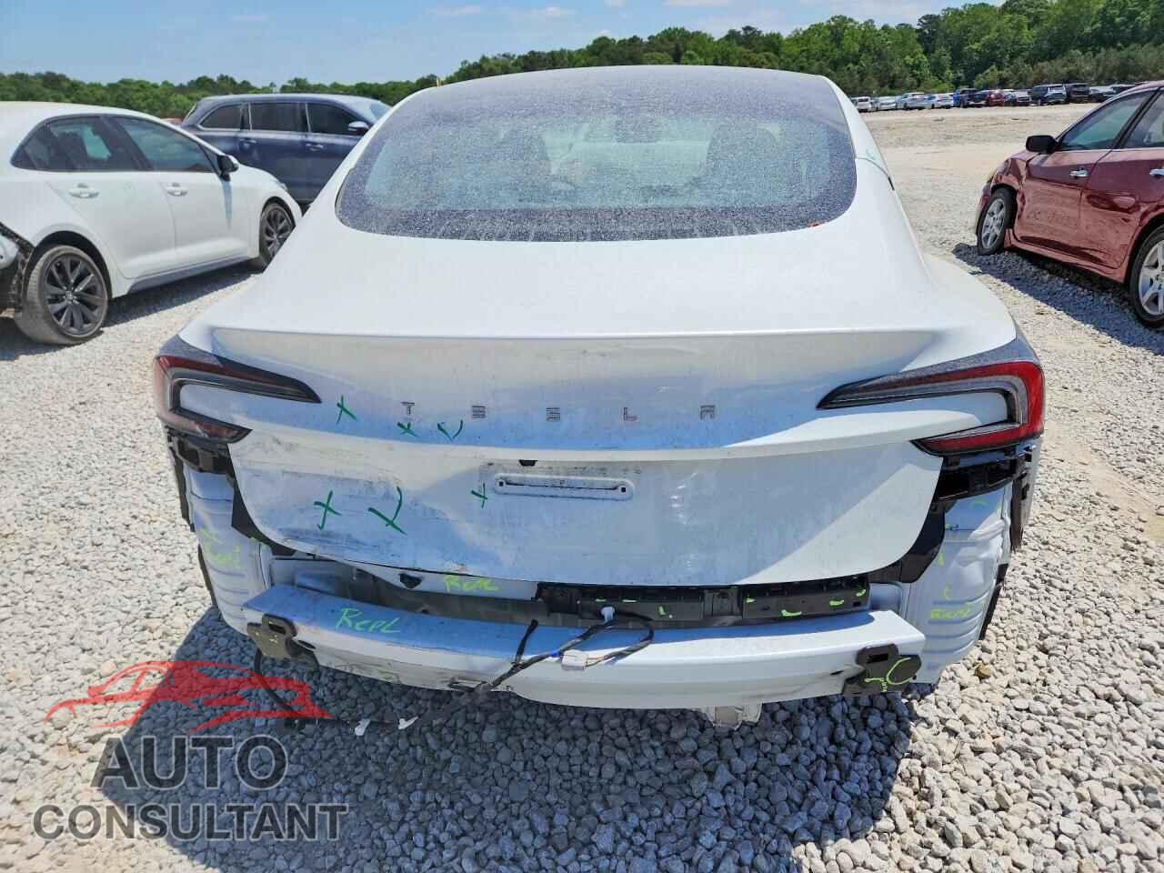 TESLA MODEL 3 2025 - 5YJ3E1EA6SF036687