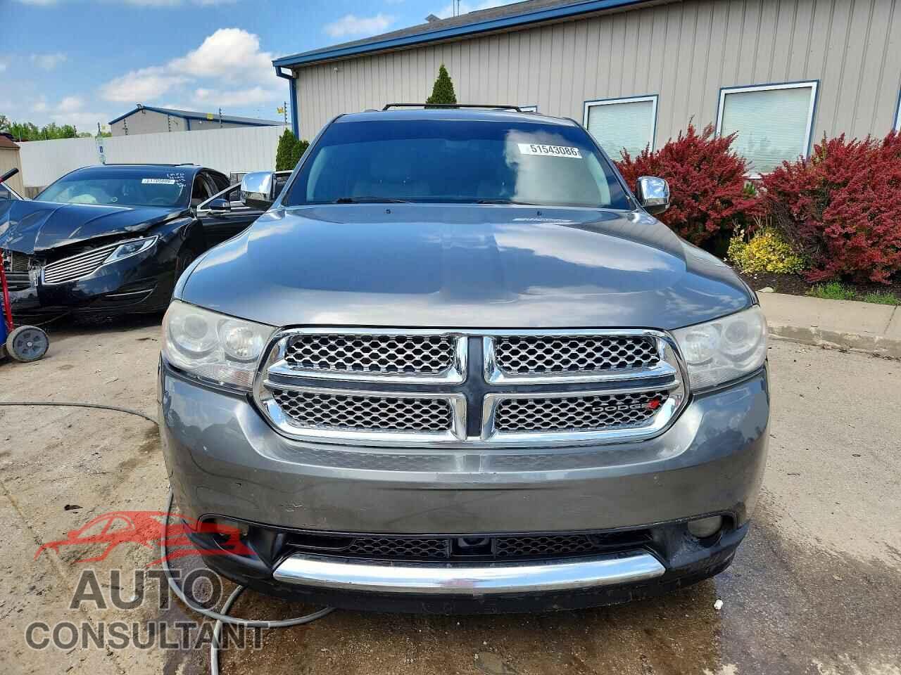 DODGE DURANGO 2013 - 1C4SDHET6DC605806