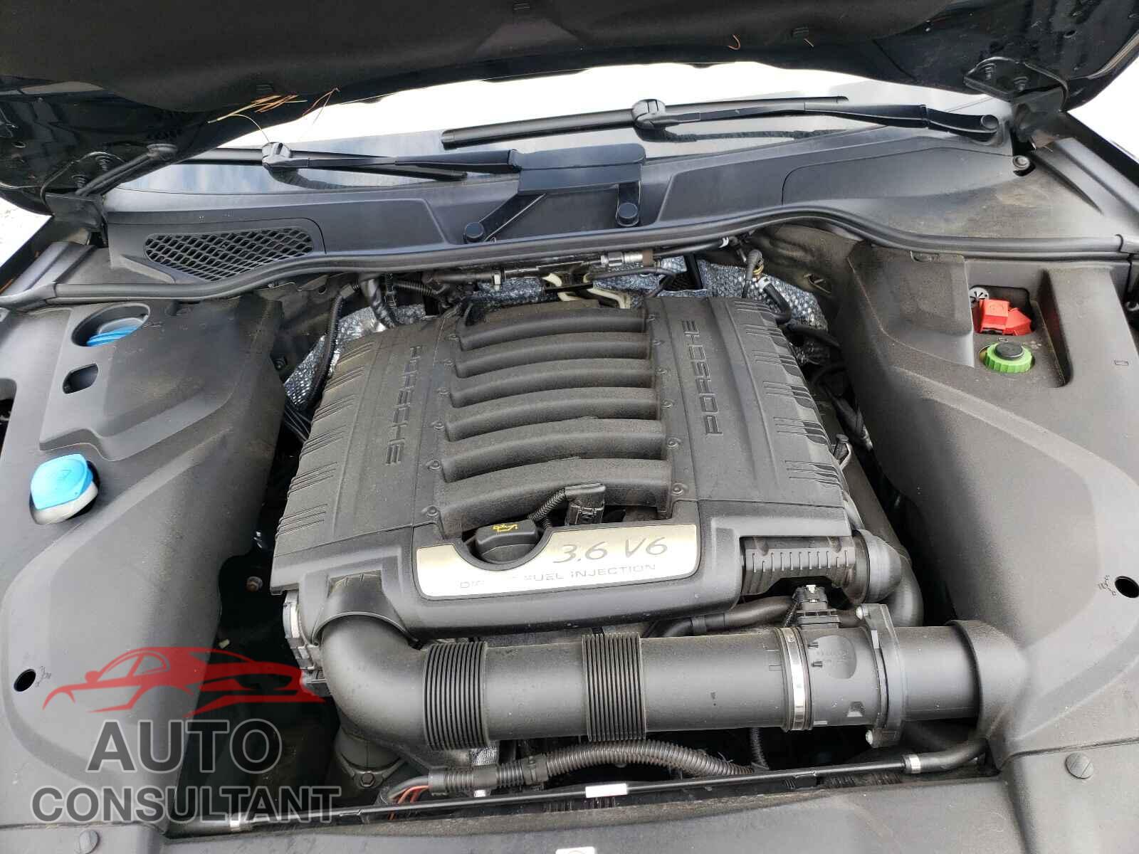 PORSCHE CAYENNE 2016 - WP1AA2A25GLA09913