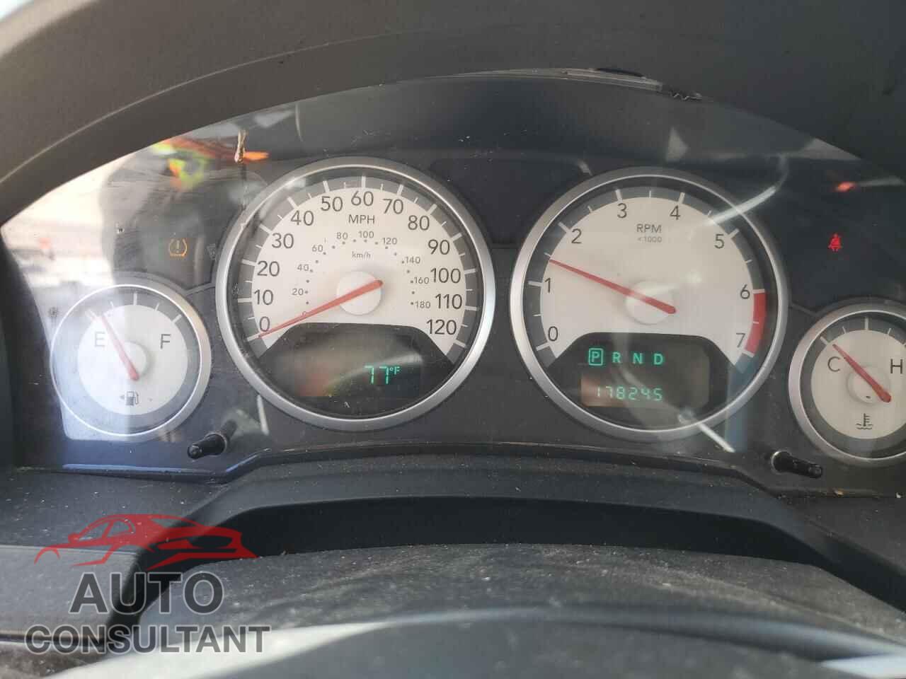 DODGE CARAVAN 2010 - 2D4RN5D17AR251682