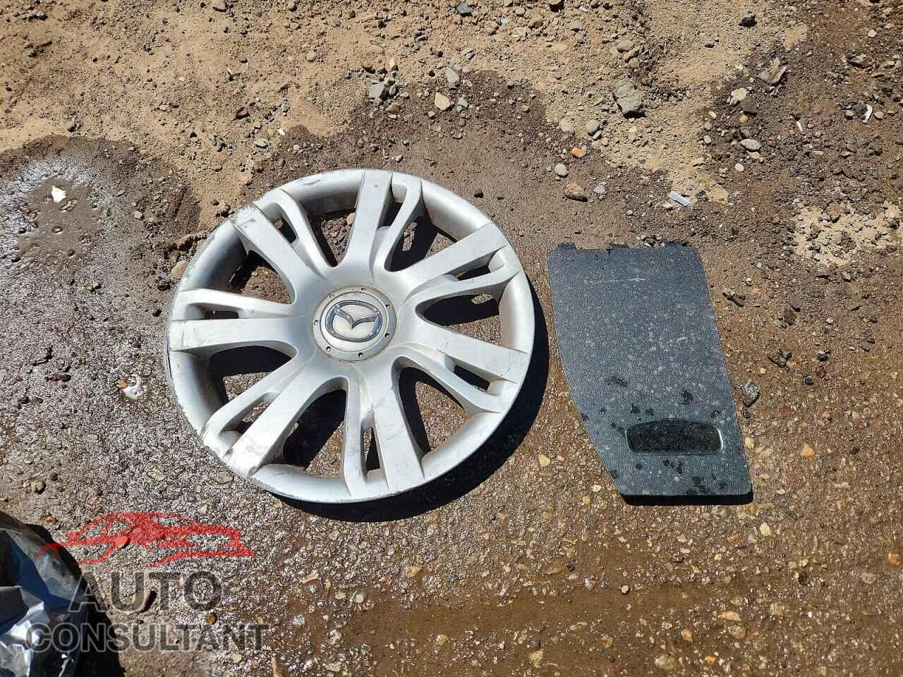 MAZDA 2 2012 - JM1DE1KY3C0144688