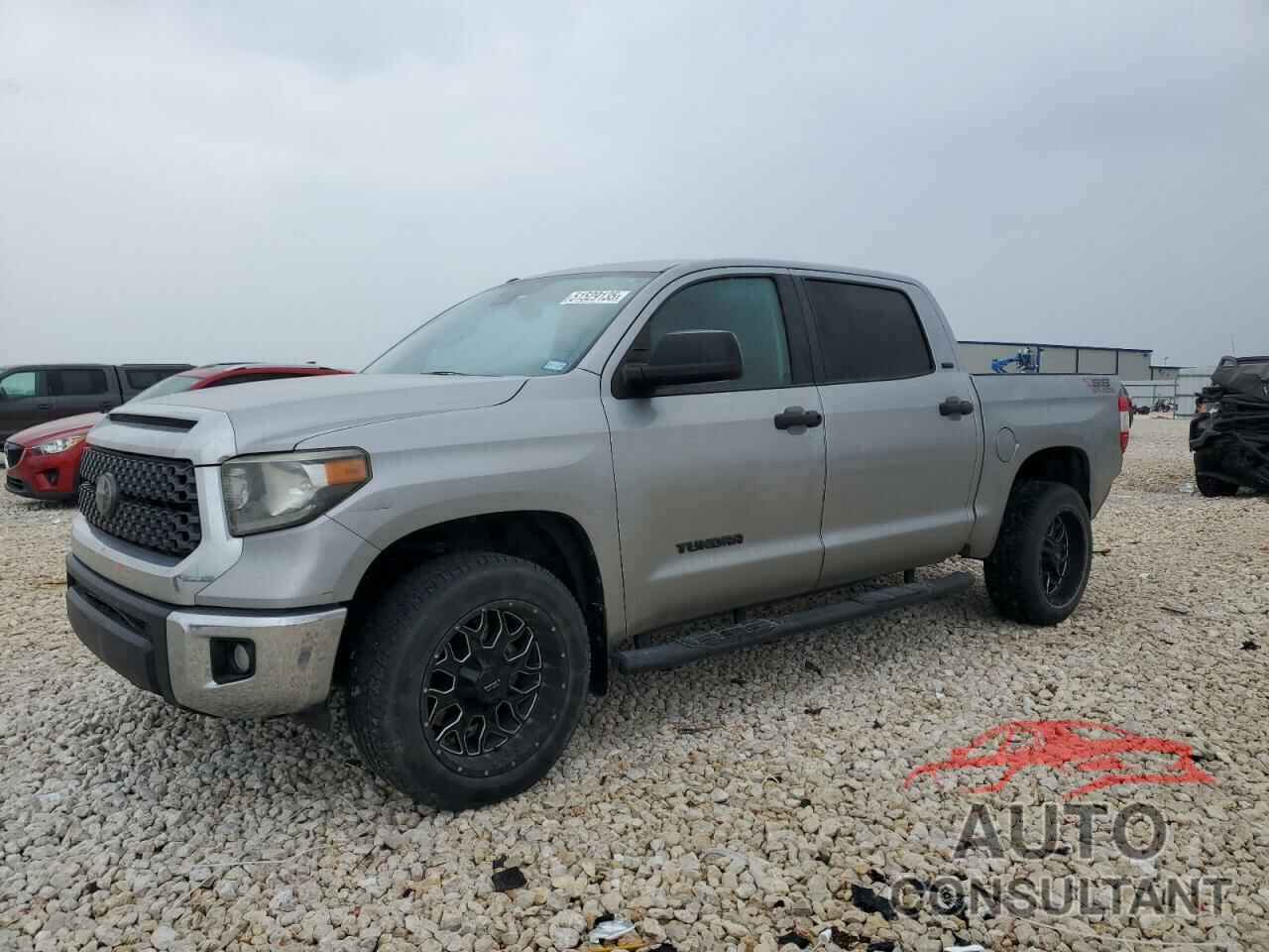 TOYOTA TUNDRA 2019 - 5TFEM5F17KX135901