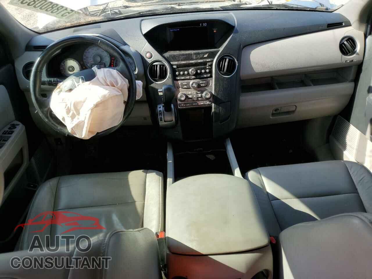 HONDA PILOT 2013 - 5FNYF3H52DB009700