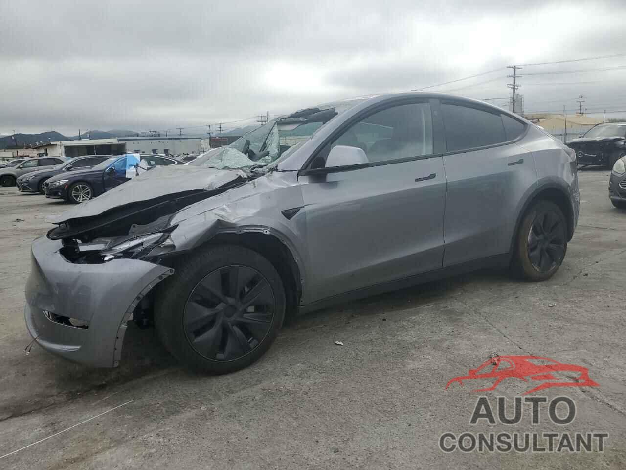 TESLA MODEL Y 2025 - 7SAYGDED6SF256765