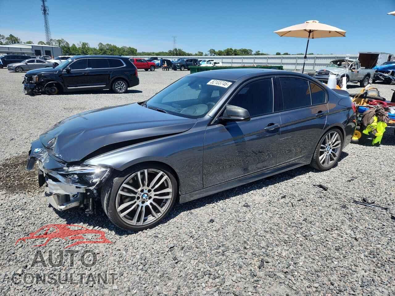 BMW 3 SERIES 2013 - WBA3A9G50DNP37687
