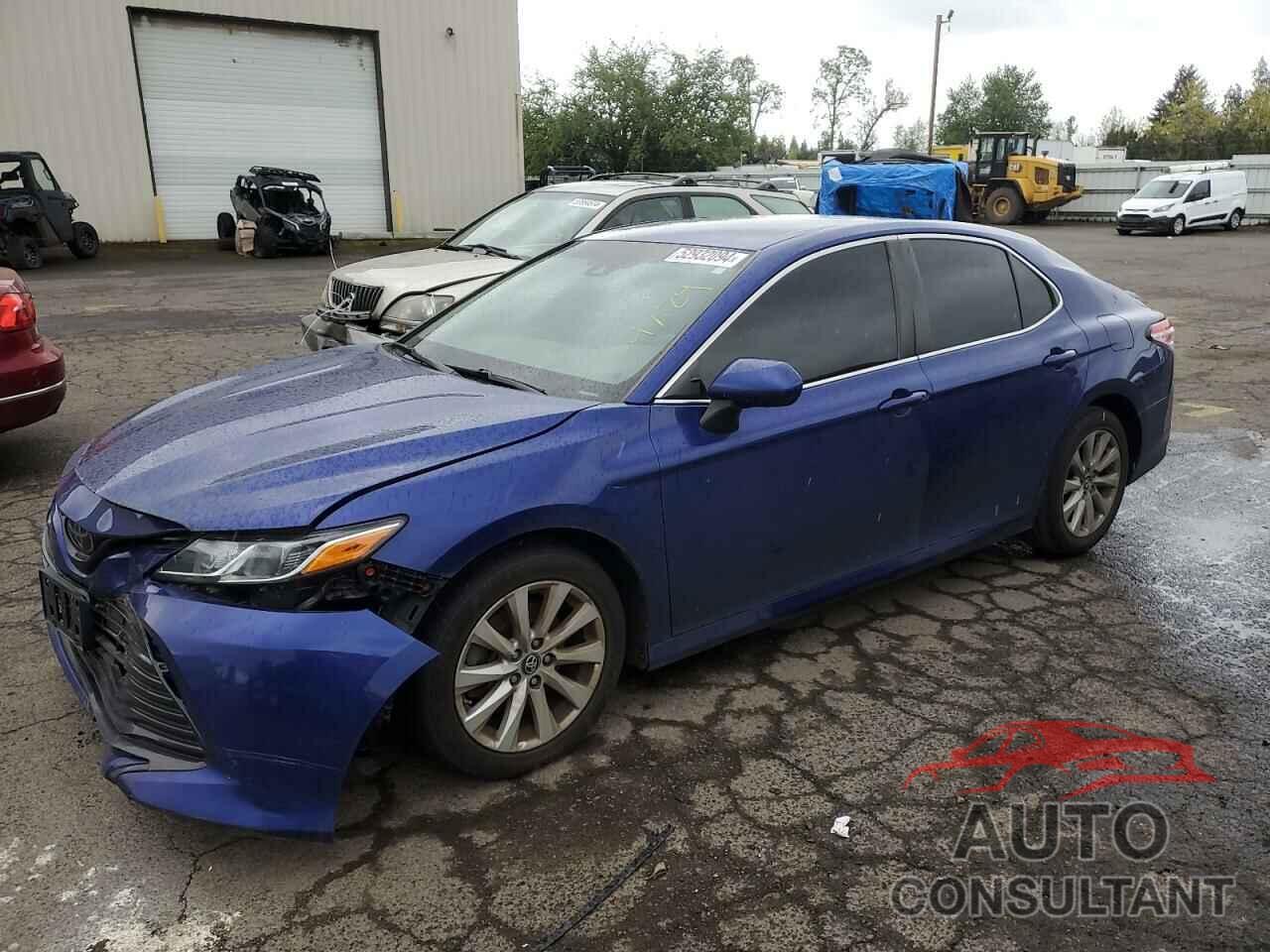 TOYOTA CAMRY 2018 - 4T1B11HK5JU597136