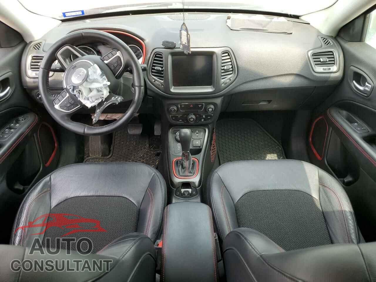 JEEP COMPASS 2017 - 3C4NJDDB2HT665079