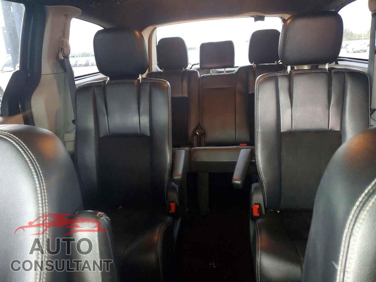 DODGE CARAVAN 2017 - 2C4RDGCG4HR671234