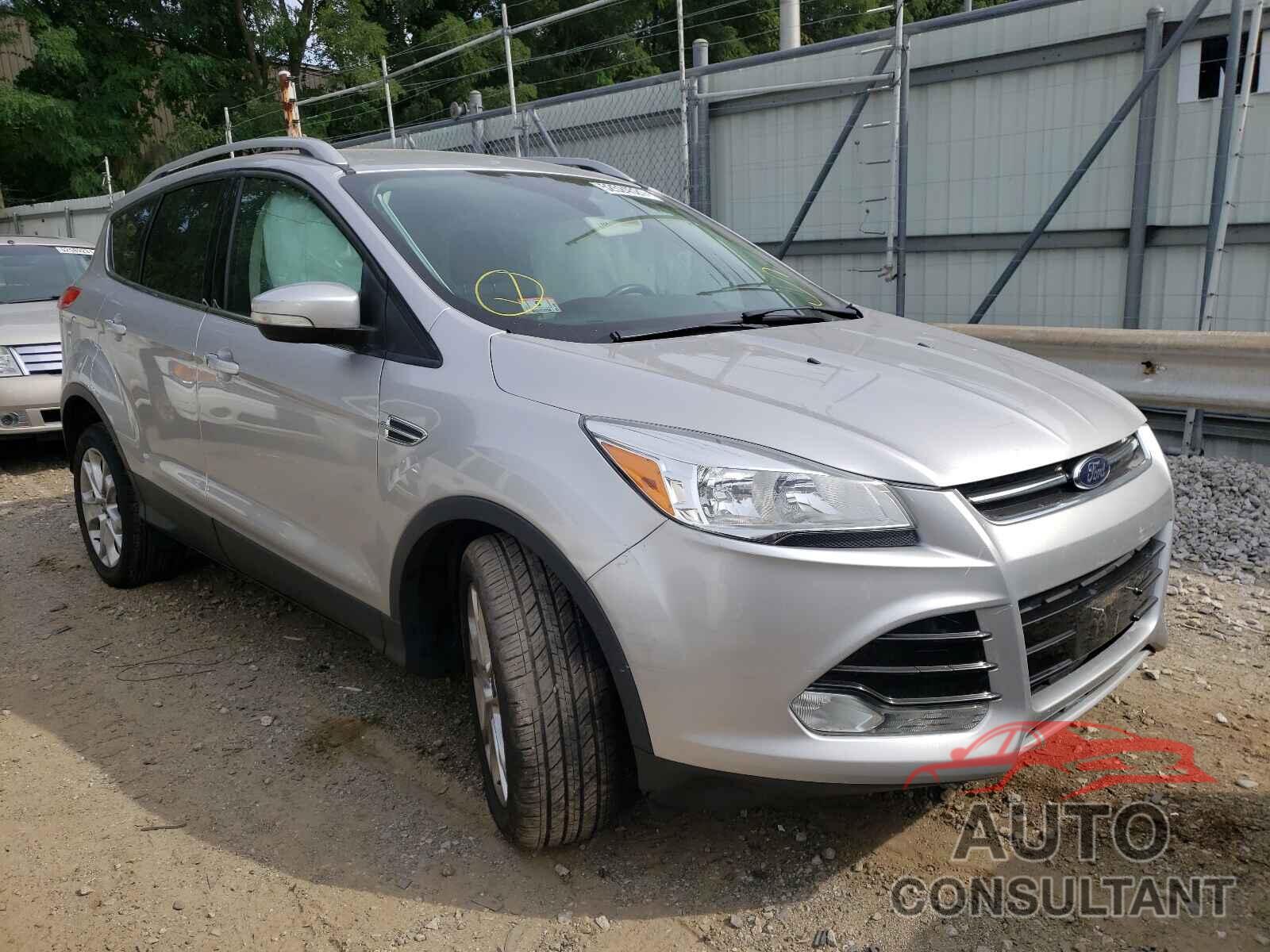 FORD ESCAPE 2016 - 1FMCU9J98GUC68392