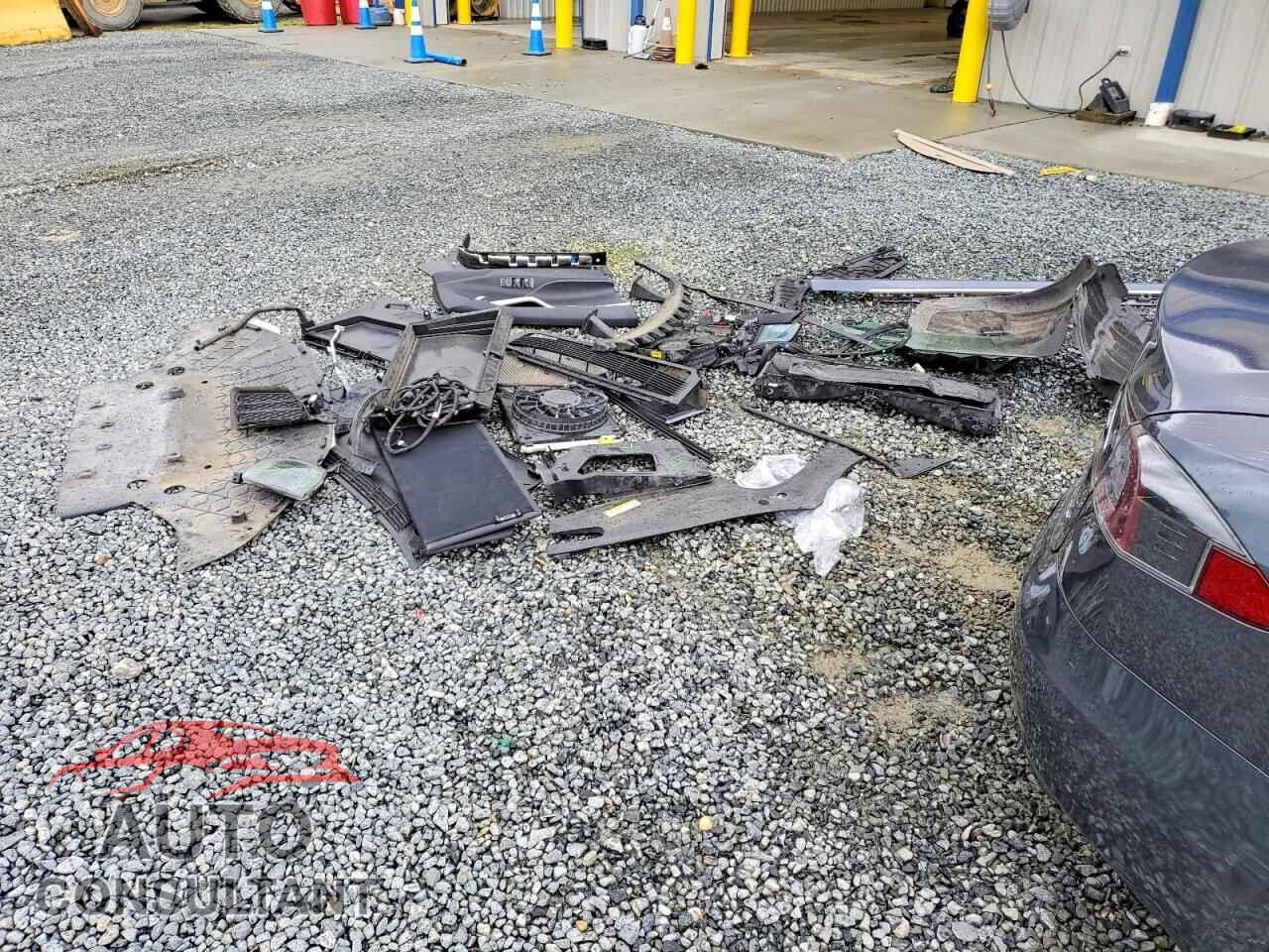 TESLA MODEL S 2016 - 5YJSA1E15GF153790