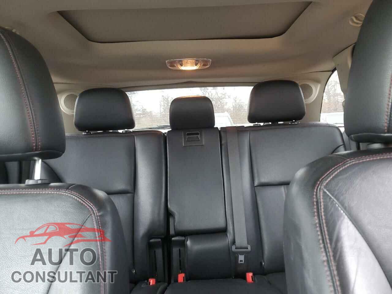 FORD EDGE 2011 - 2FMDK3KC4BBB33863