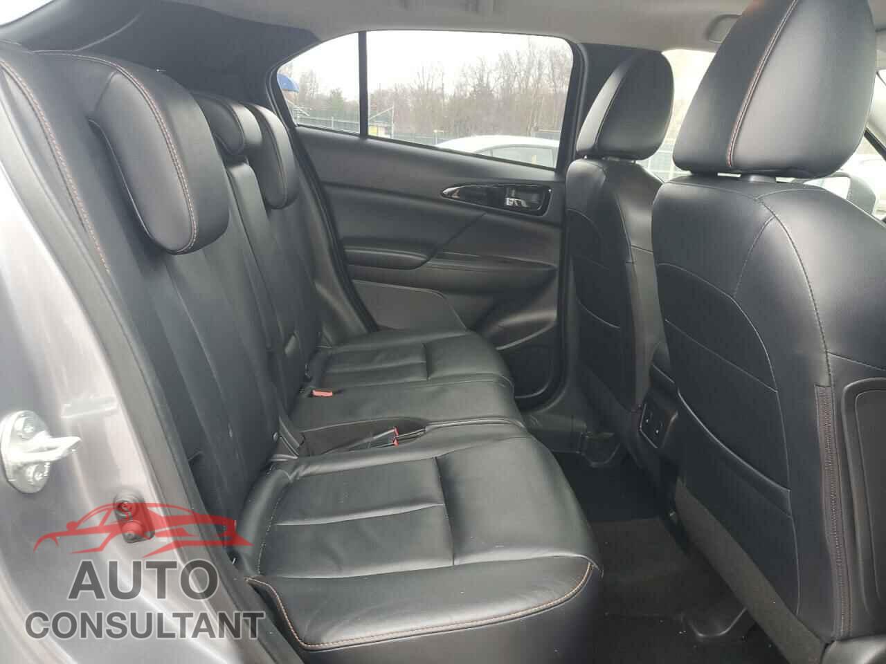 MITSUBISHI ECLIPSE 2018 - JA4AT5AA6JZ063224