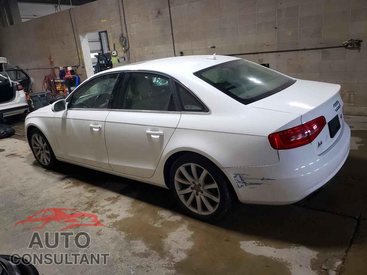 AUDI A4 2013 - WAUFFAFL9DN049087