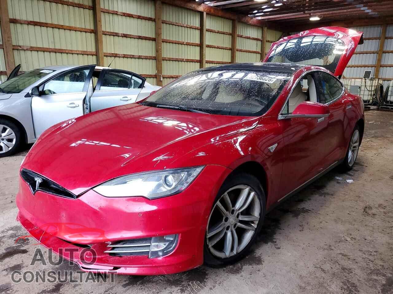 TESLA MODEL S 2014 - 5YJSA1H16EFP60564