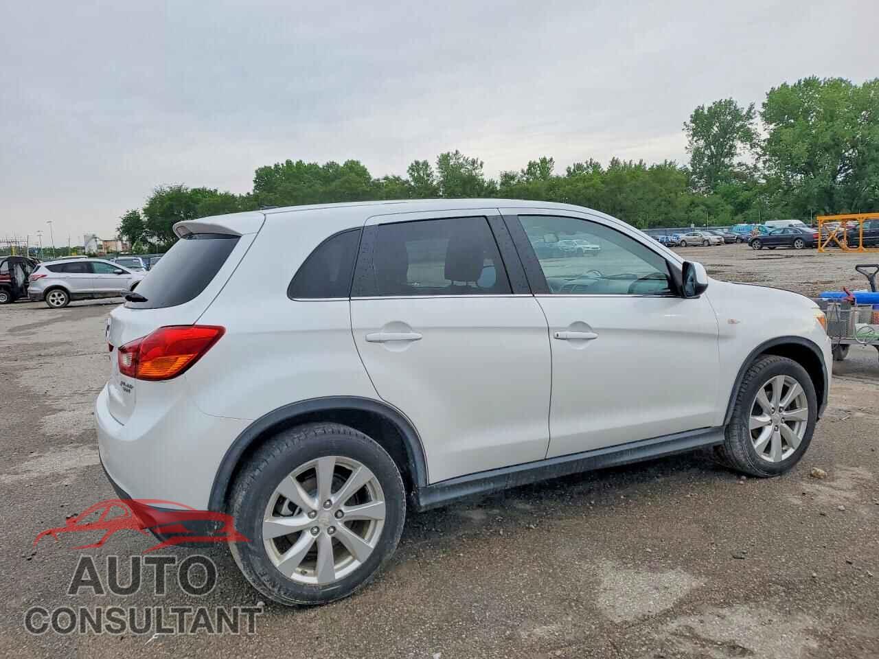 MITSUBISHI OUTLANDER 2014 - 4A4AR4AU9EE010483