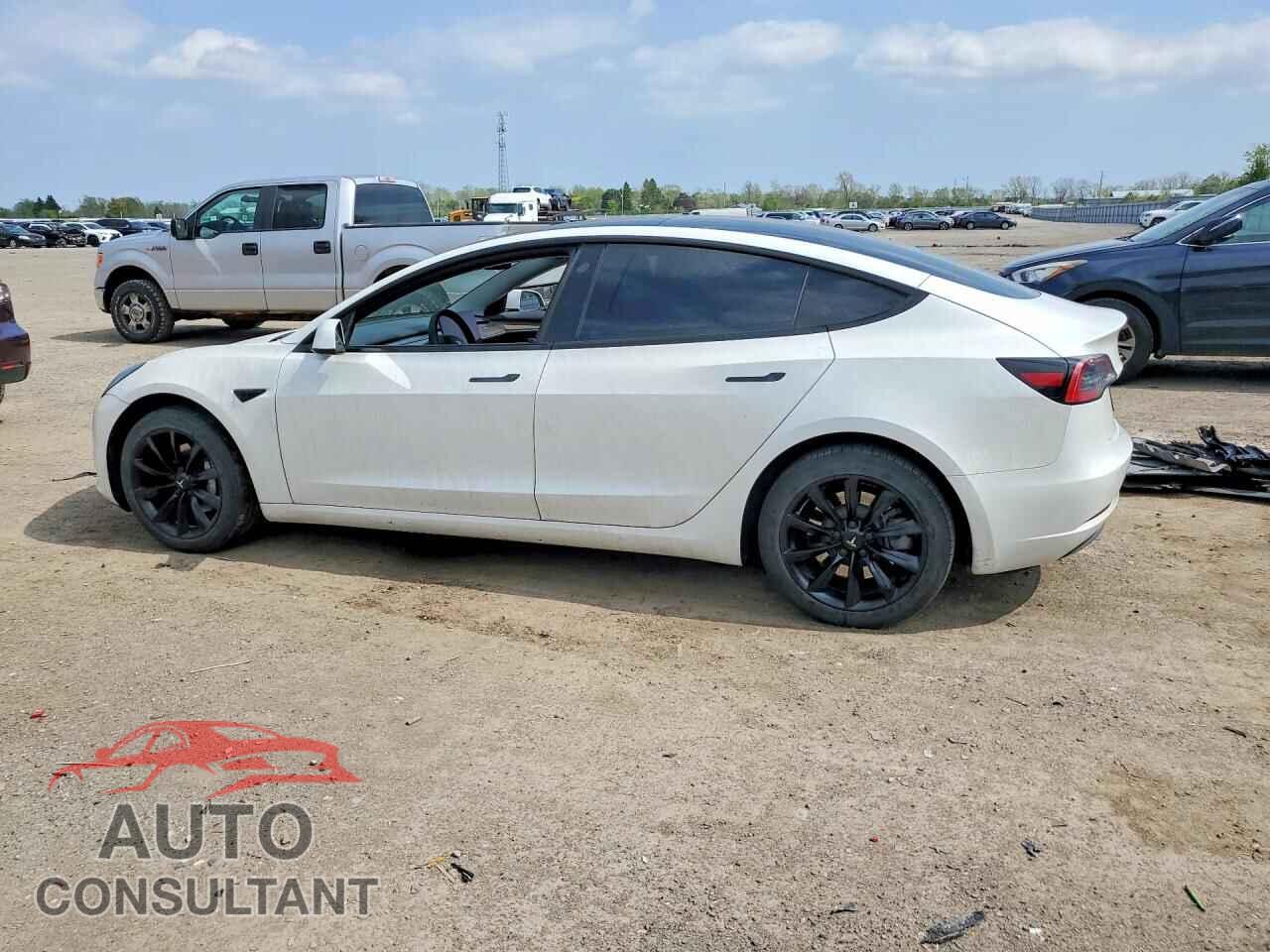 TESLA MODEL 3 2023 - LRW3E1EB2PC851642