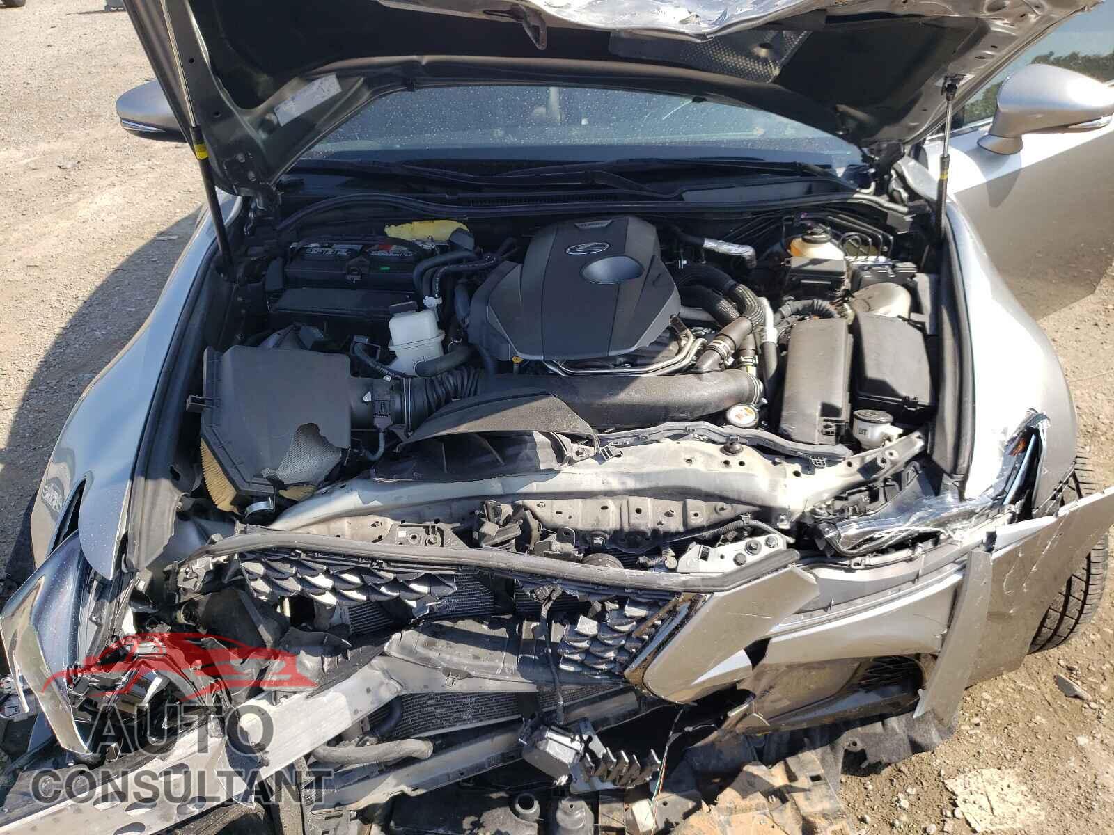 LEXUS IS 2018 - JTHBA1D20J5065859