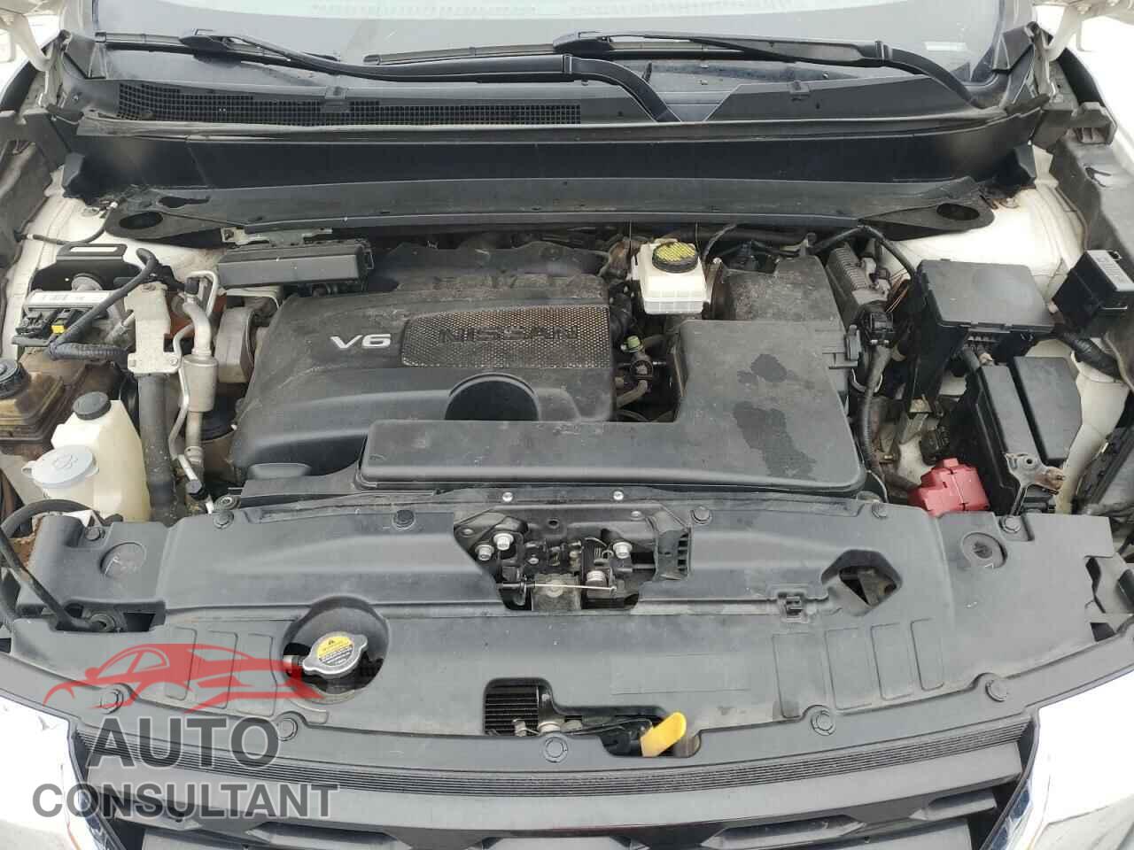 NISSAN PATHFINDER 2017 - 5N1DR2MM2HC657128