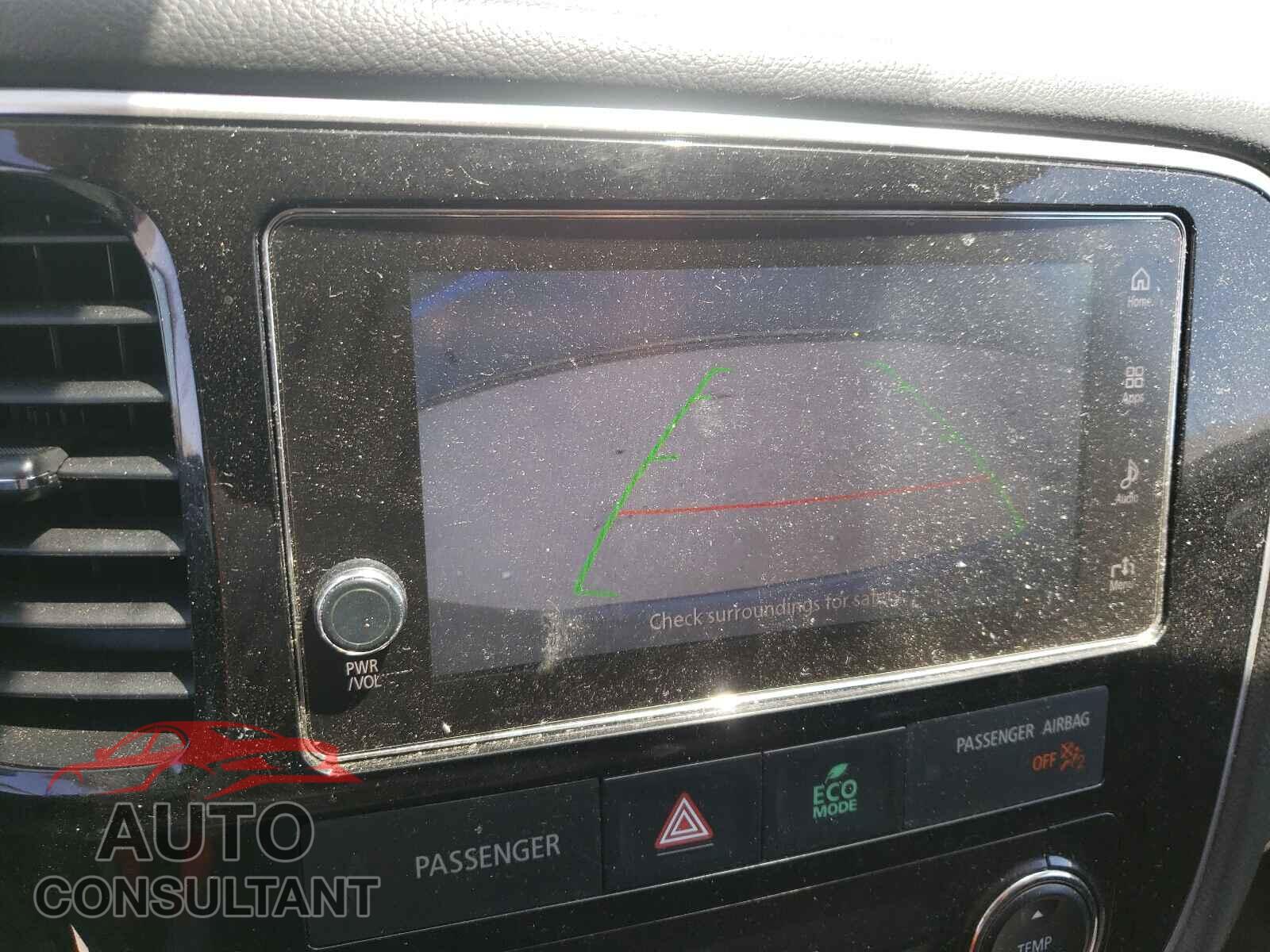MITSUBISHI OUTLANDER 2017 - JA4AZ3A38HZ046228