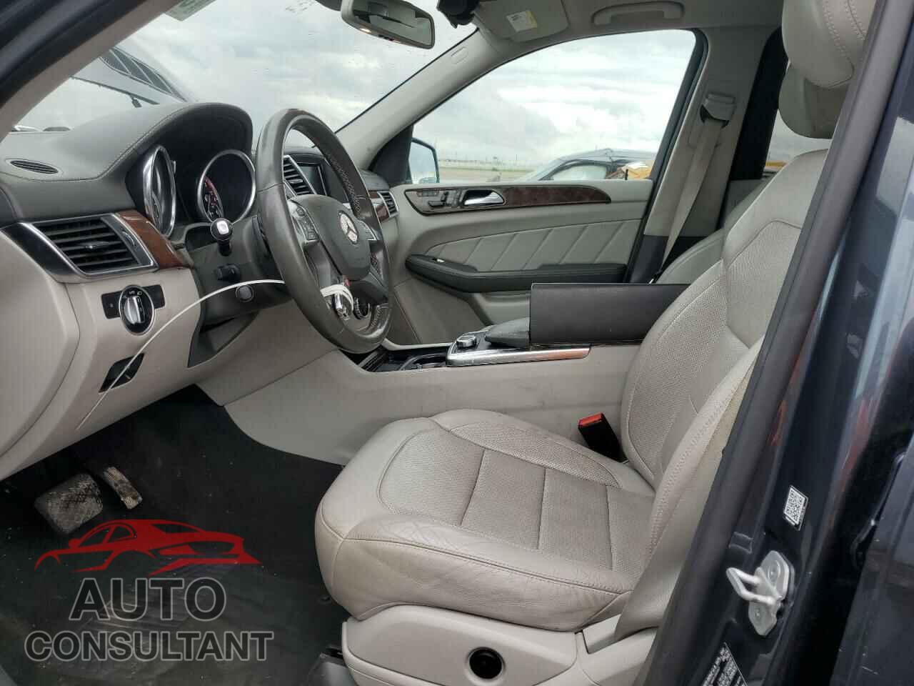 MERCEDES-BENZ GL-CLASS 2015 - 4JGDF2EE3FA456105