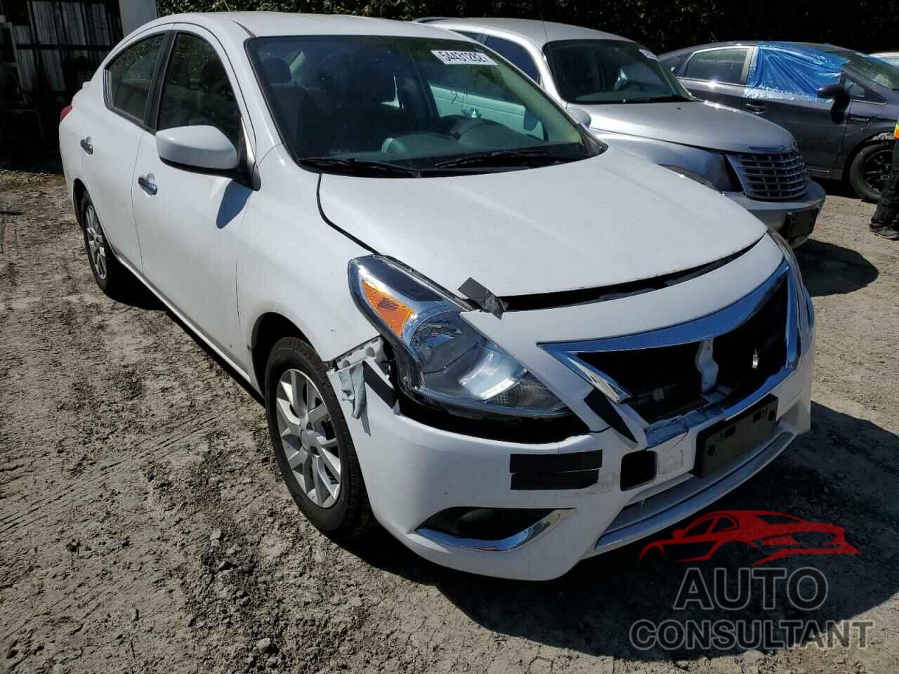 NISSAN VERSA 2018 - 3N1CN7APXJL882241