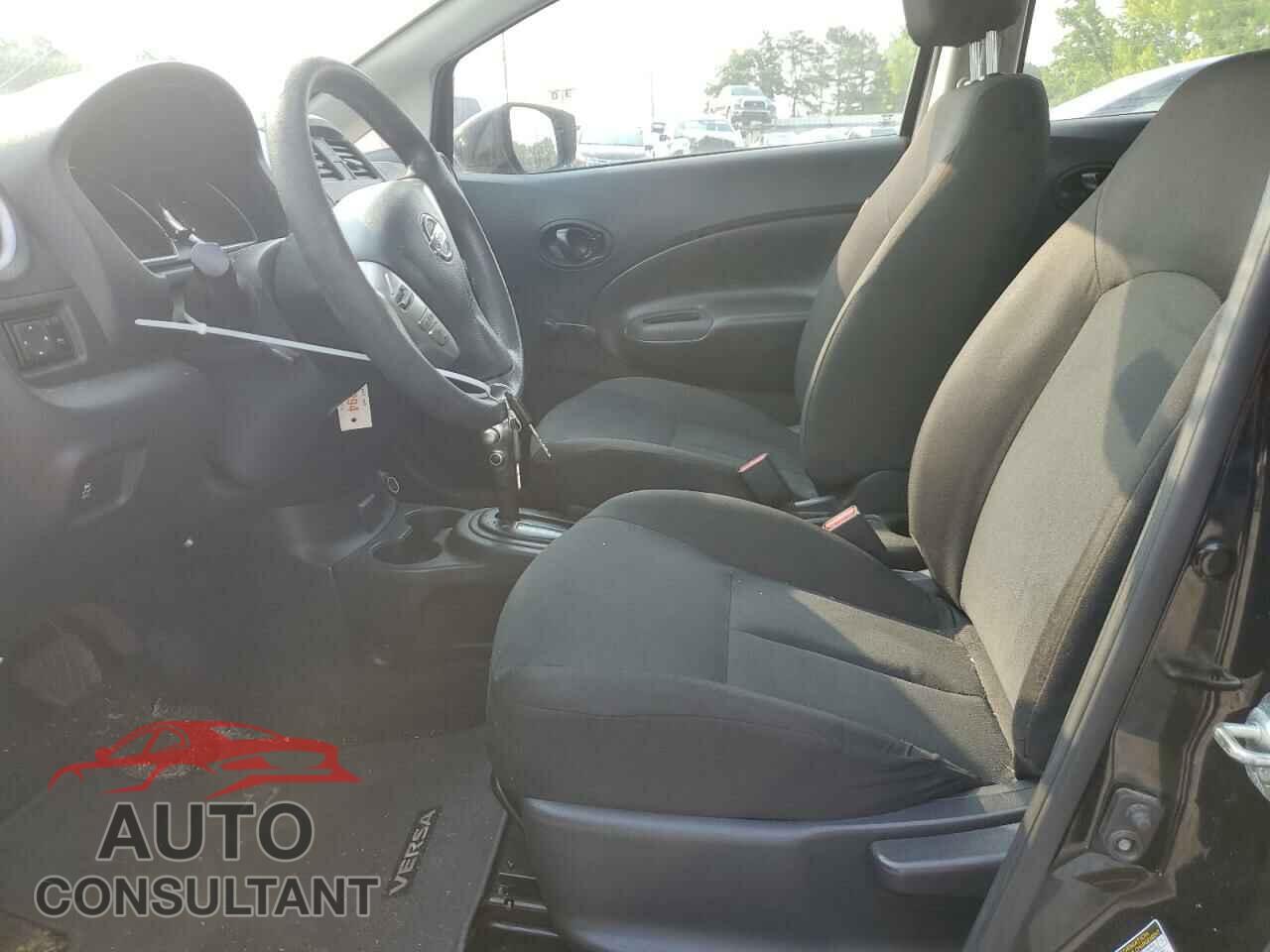 NISSAN VERSA 2017 - 3N1CE2CP3HL378723